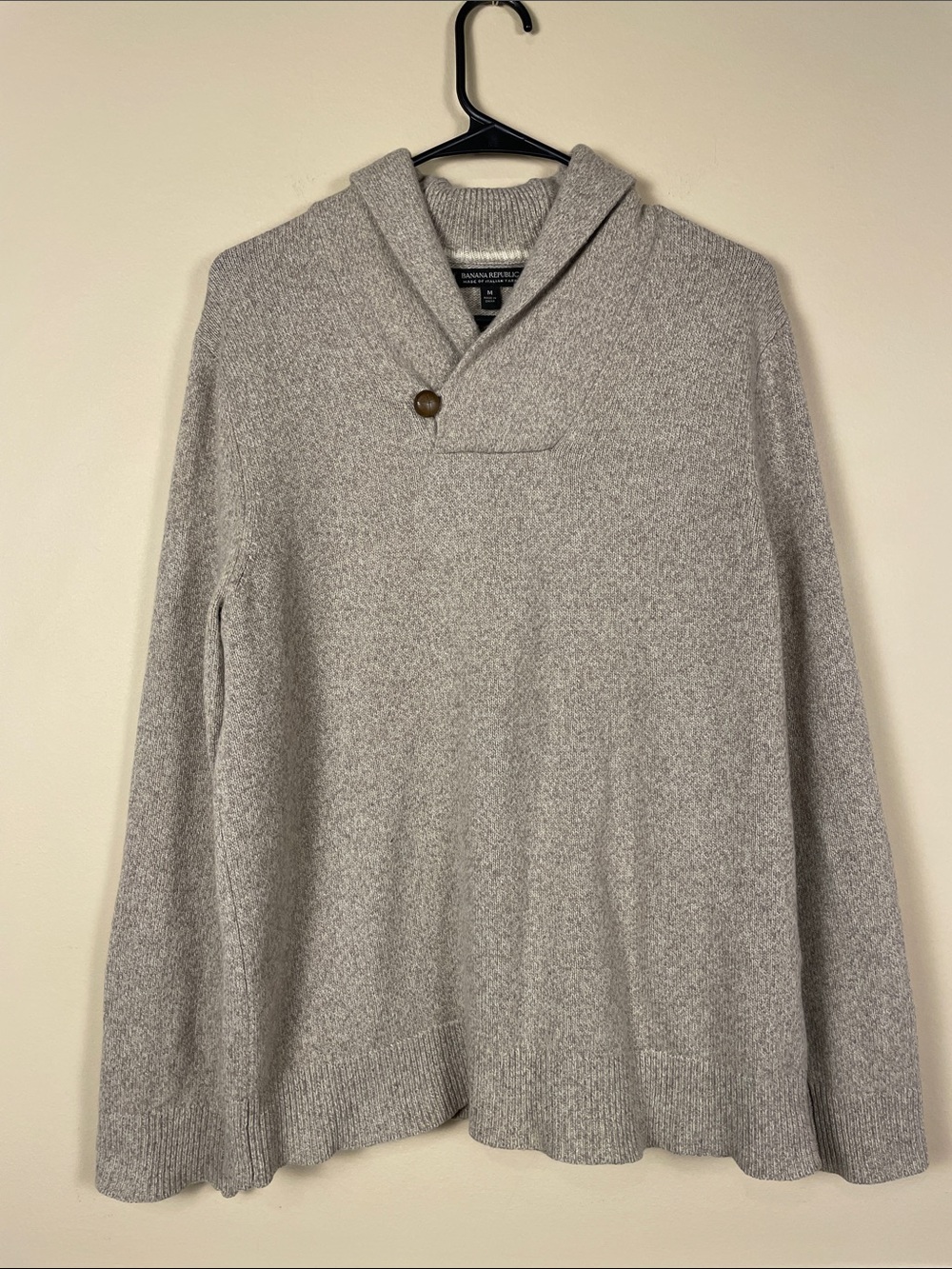 Banana Republic Men's Merino Wool Italian Yarn Tan Rolled Neck Button Sweater